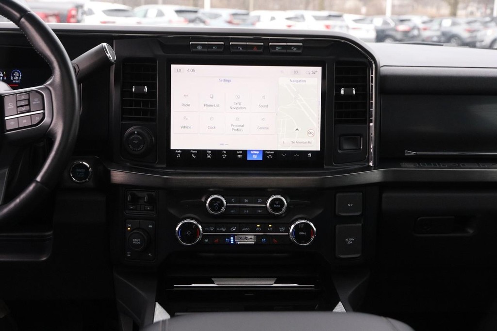 Ford Super Duty F-350 SRW Vehicle Image 25