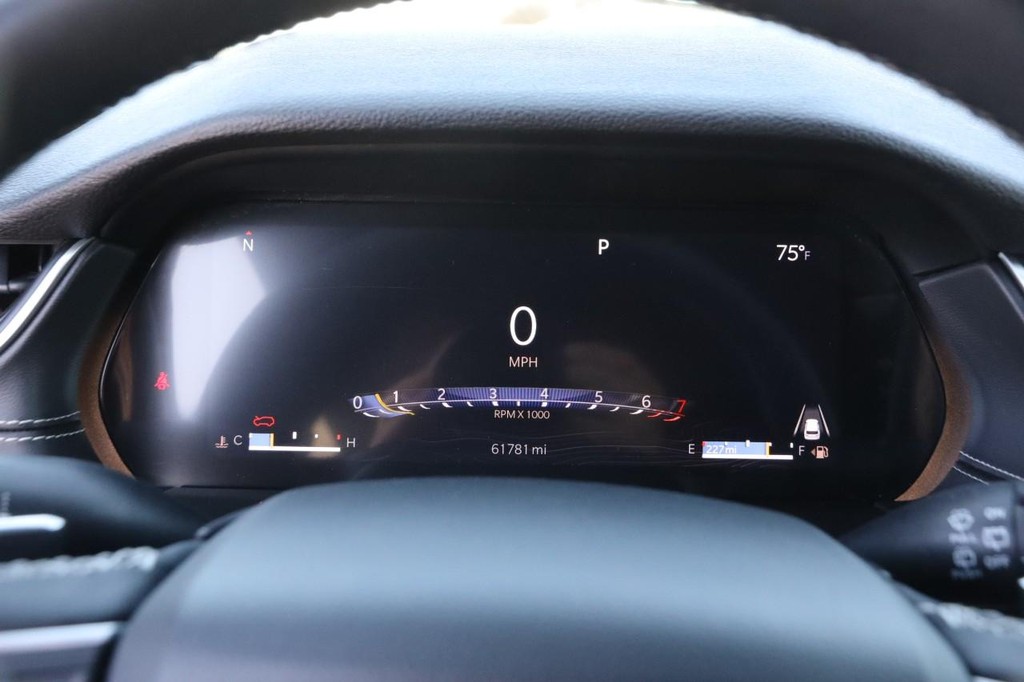 Jeep Grand Cherokee Vehicle Image 14