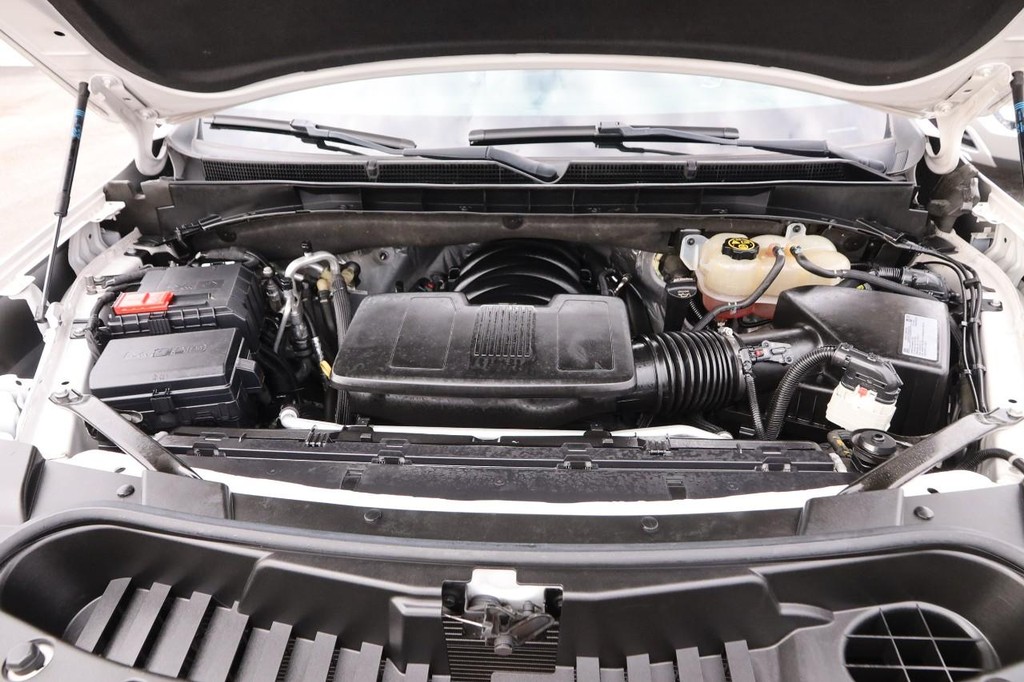 Cadillac Escalade ESV Vehicle Image 33