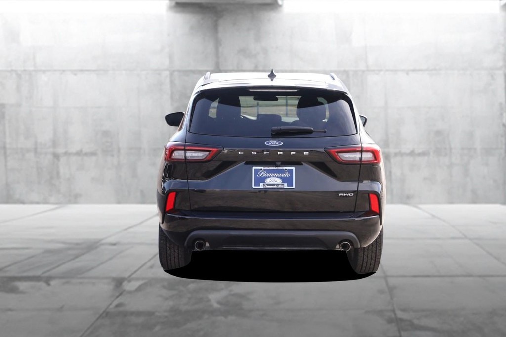 Ford Escape Vehicle Image 06