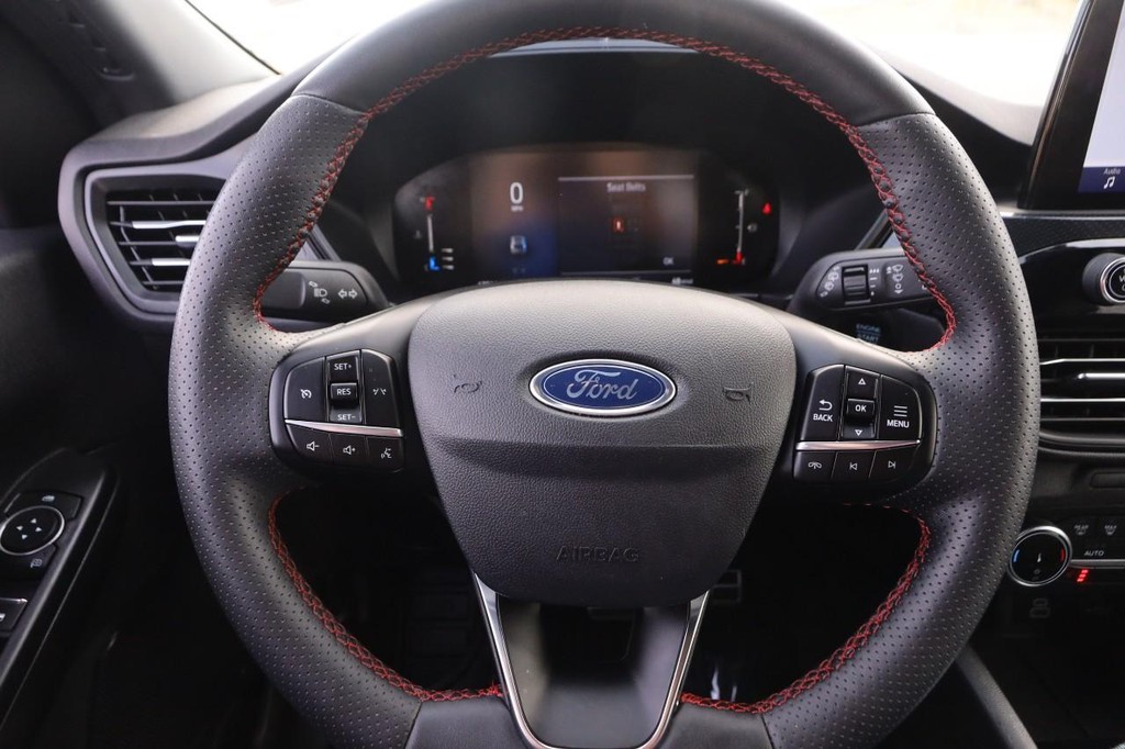 Ford Escape Vehicle Image 11