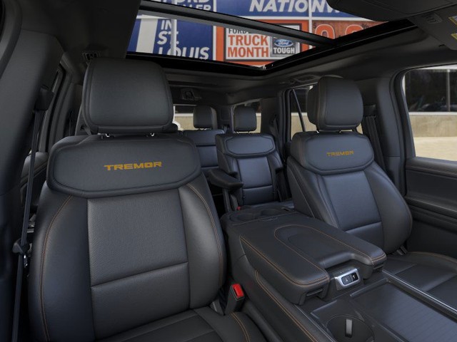 Ford Expedition Vehicle Image 10