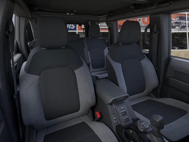 Ford Bronco Vehicle Image 10