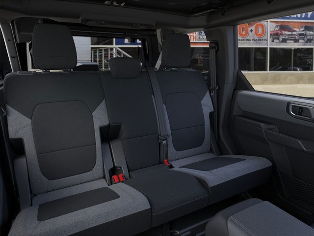 Ford Bronco Vehicle Image 11