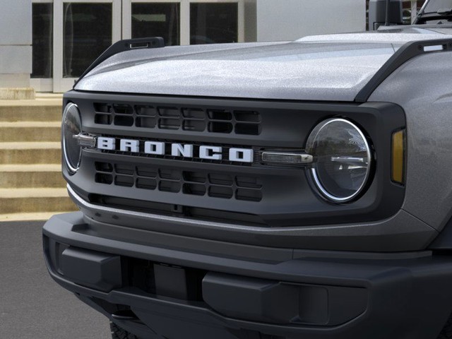Ford Bronco Vehicle Image 19