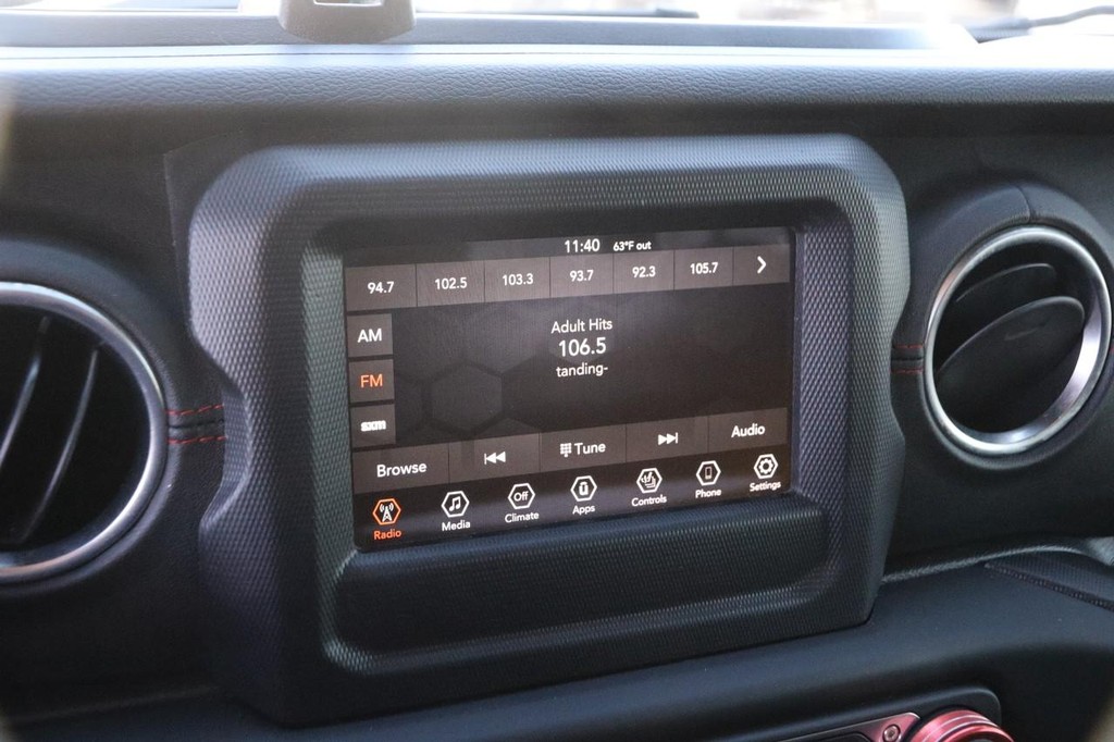 Jeep Wrangler Unlimited Vehicle Image 16