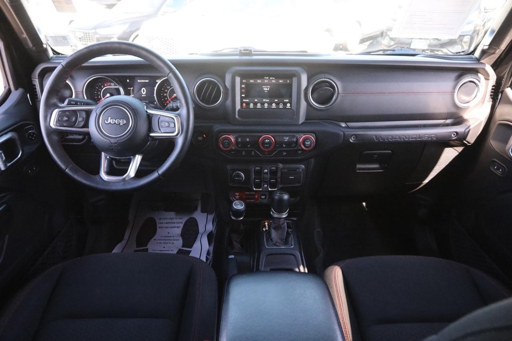 Jeep Wrangler Unlimited Vehicle Image 21