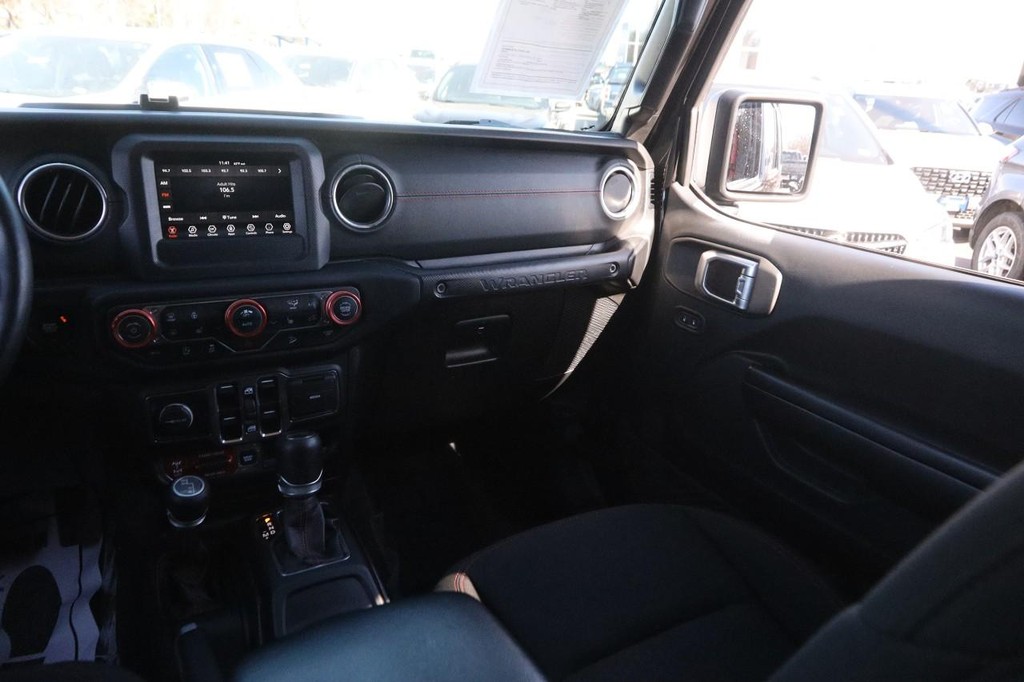 Jeep Wrangler Unlimited Vehicle Image 25