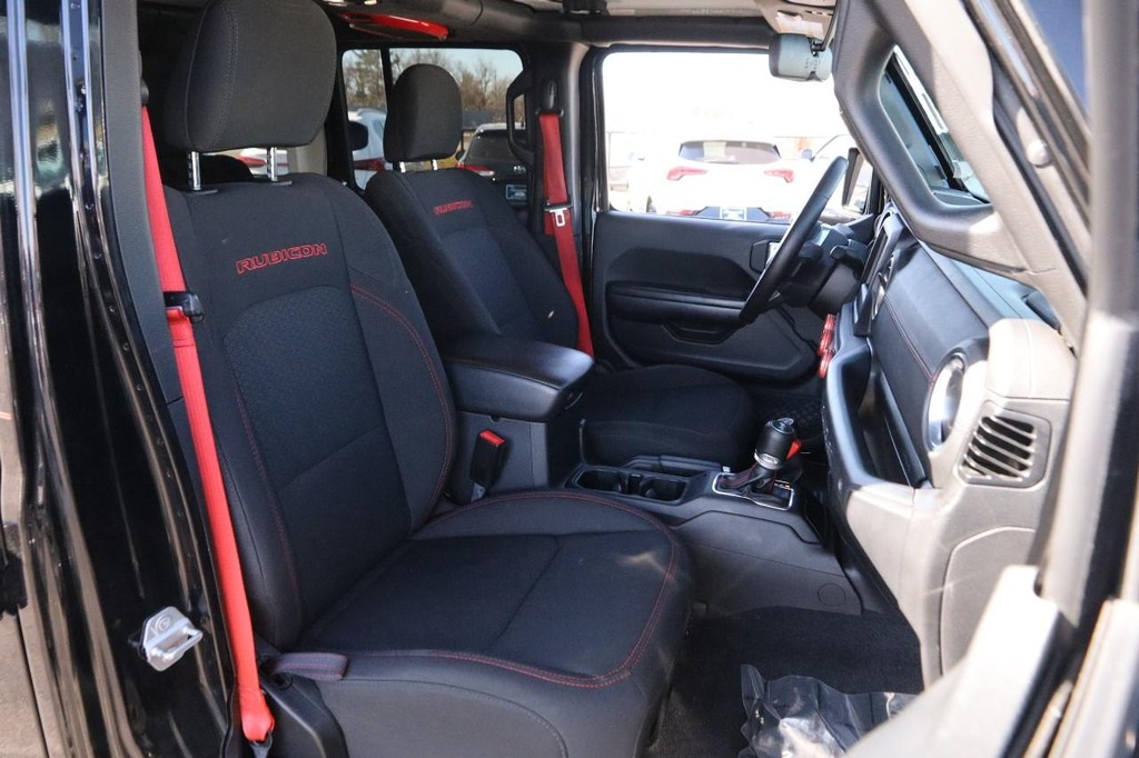 Jeep Wrangler Unlimited Vehicle Image 26