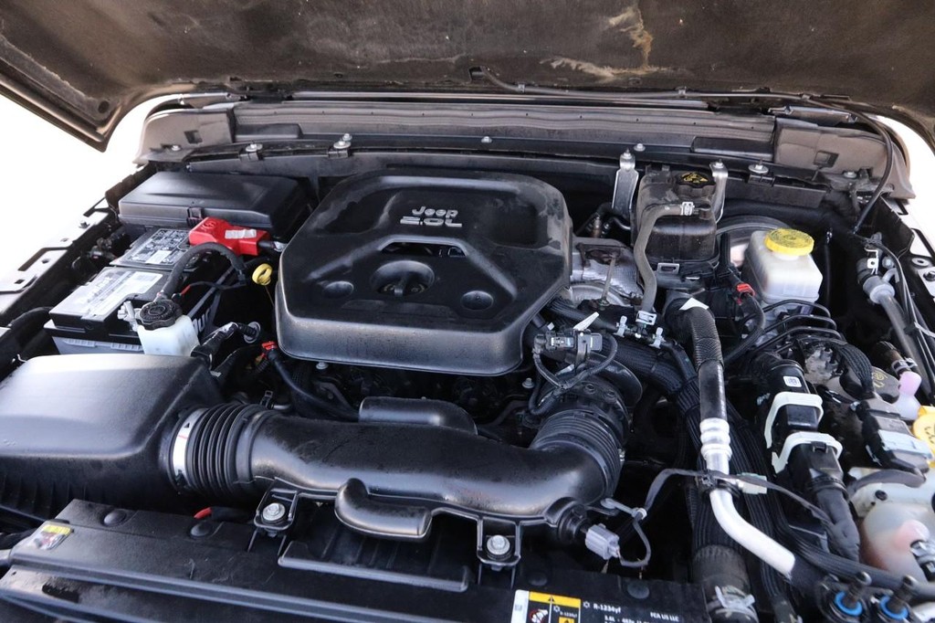 Jeep Wrangler Unlimited Vehicle Image 27