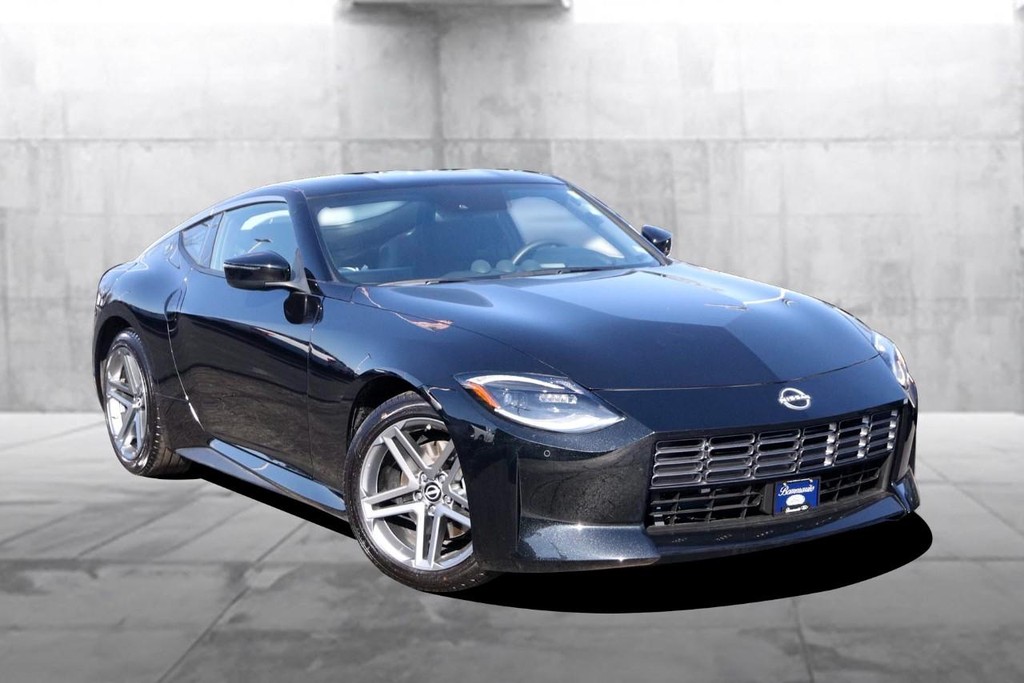 Nissan Z Vehicle Image 02