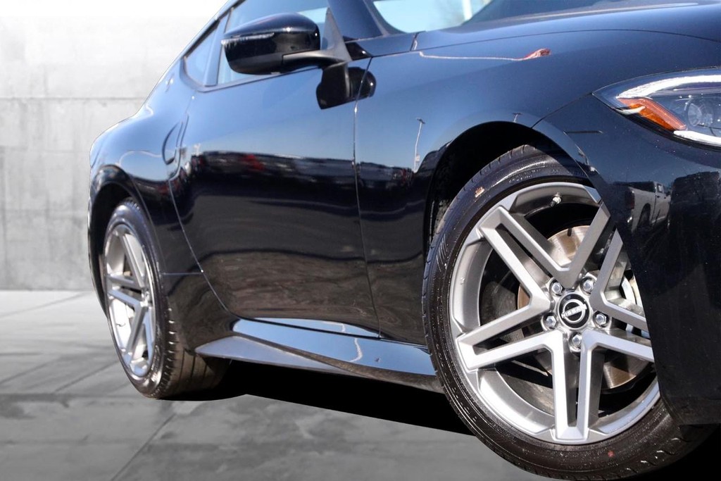 Nissan Z Vehicle Image 03