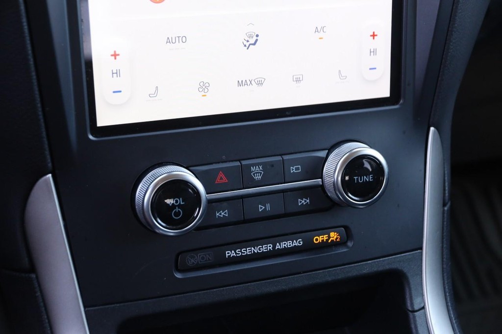 Ford Edge Vehicle Image 17