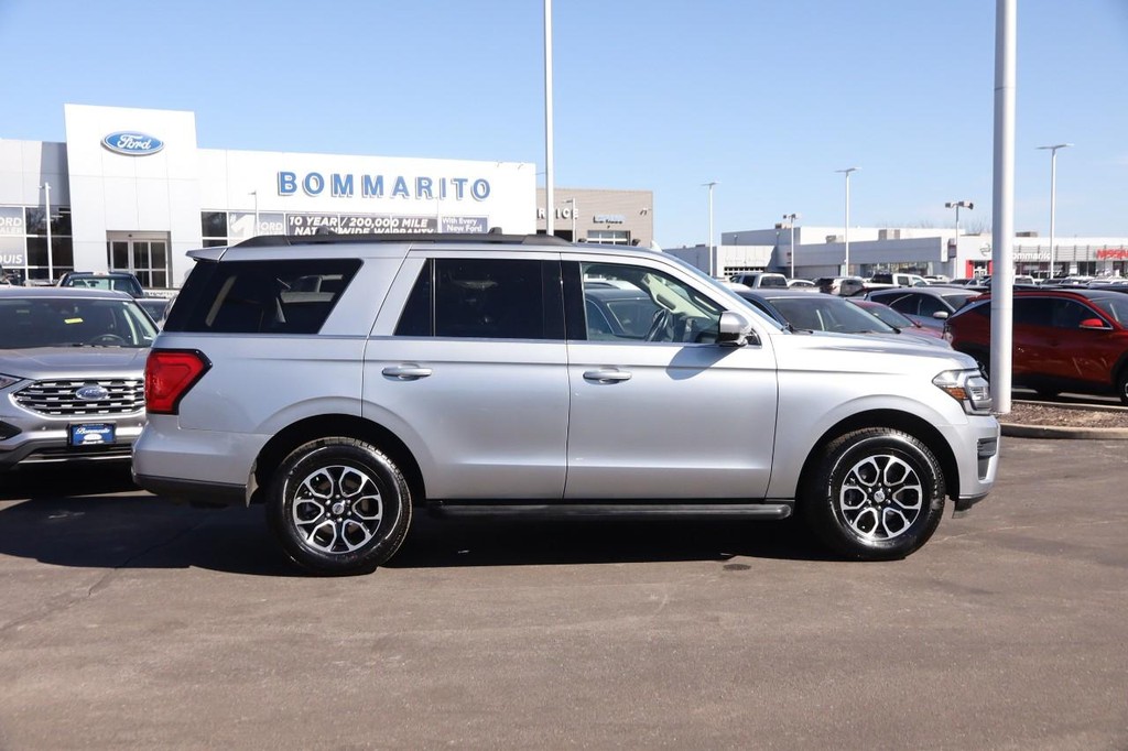 Ford Expedition Vehicle Image 05