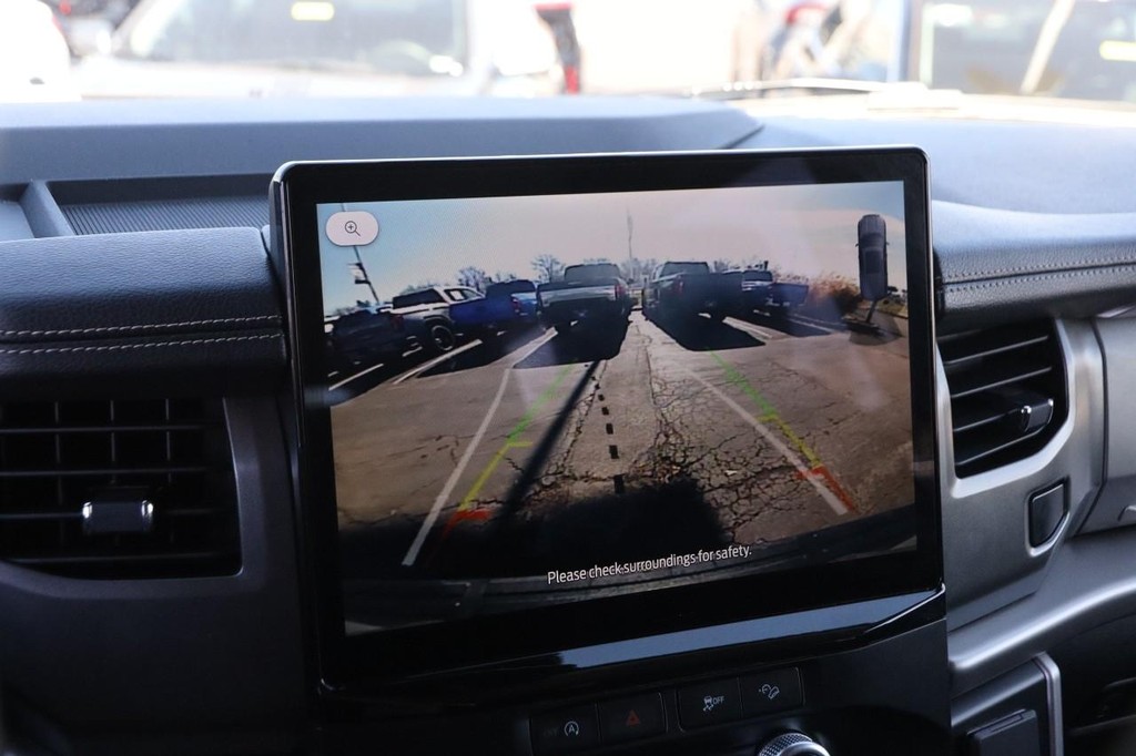 Ford Expedition Vehicle Image 20