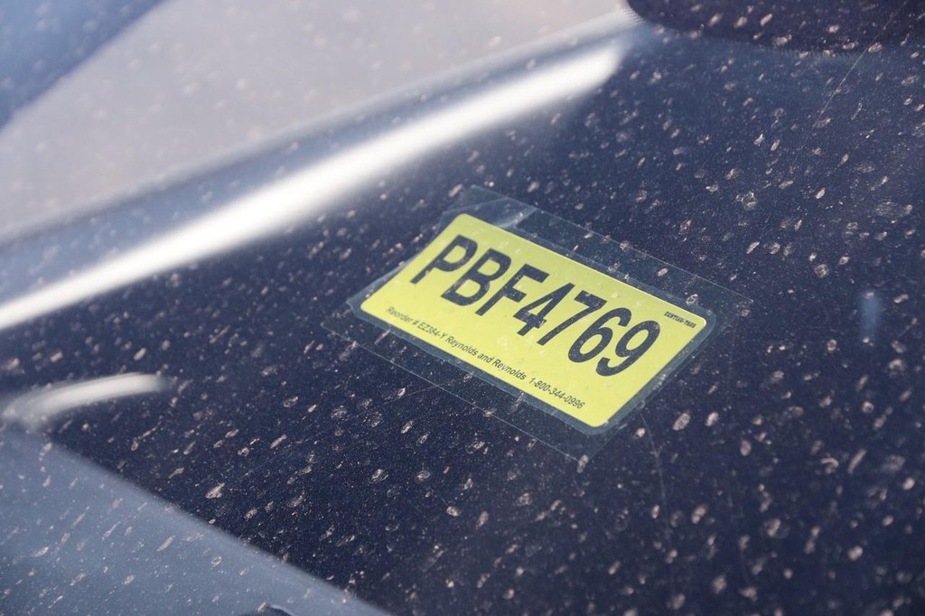 Mazda CX-30 Vehicle Full-screen Gallery Image 28