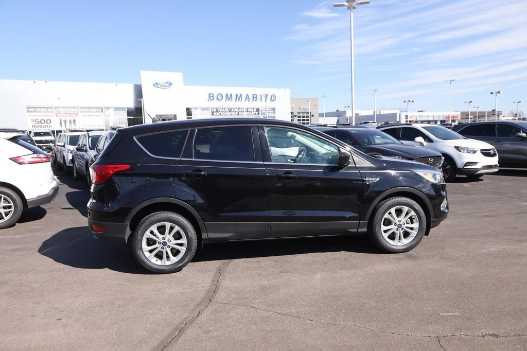 Ford Escape Vehicle Image 05