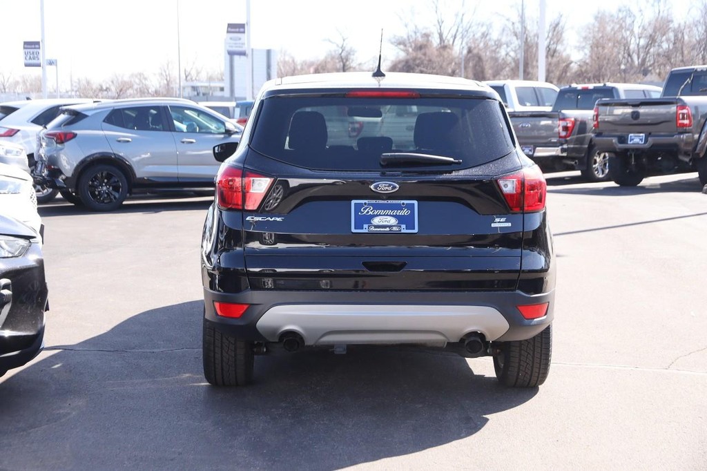 Ford Escape Vehicle Image 06