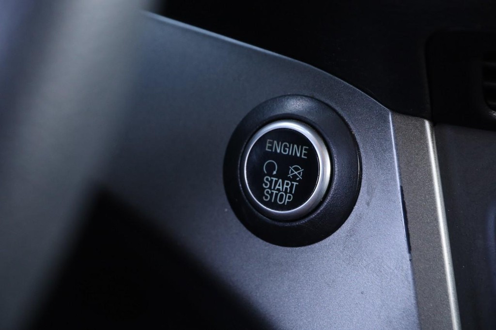 Ford Escape Vehicle Image 14