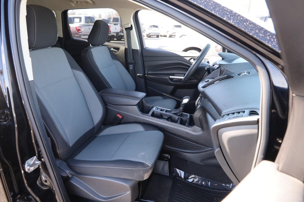 Ford Escape Vehicle Image 24