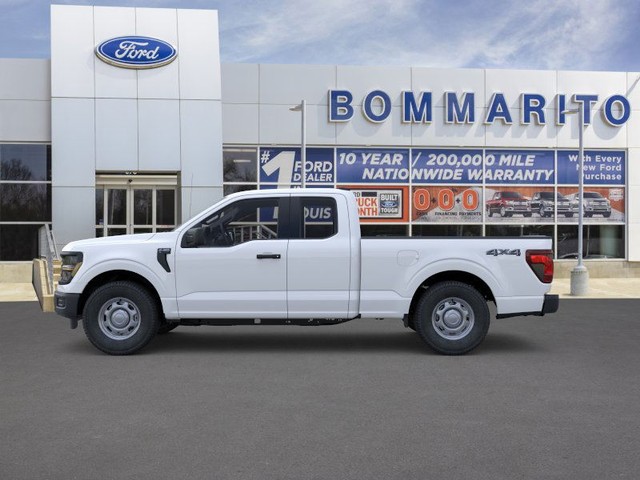 Ford F-150 Vehicle Full-screen Gallery Image 3