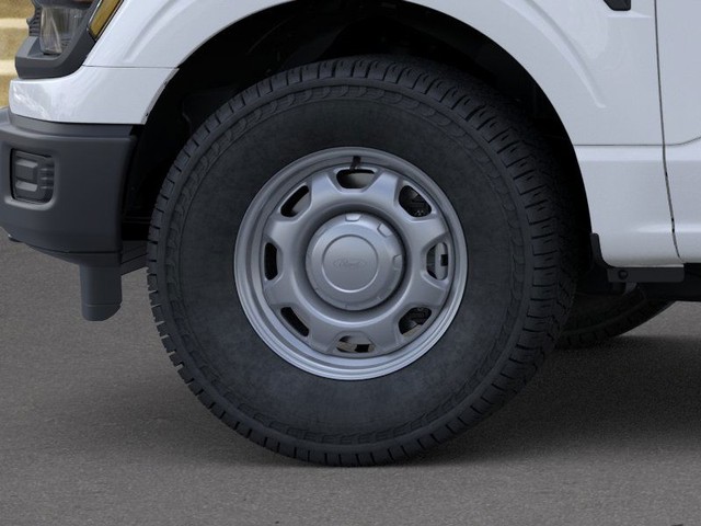 Ford F-150 Vehicle Full-screen Gallery Image 19