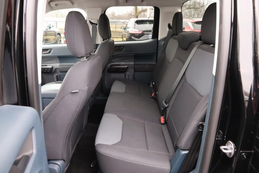 Ford Maverick Vehicle Image 09