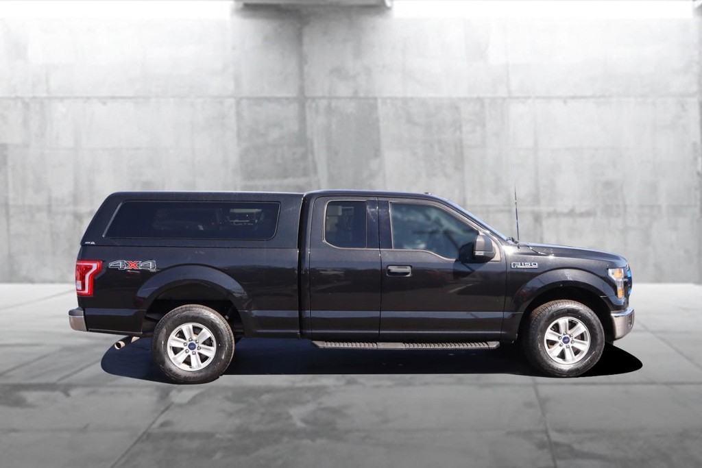 Ford F-150 Vehicle Full-screen Gallery Image 5