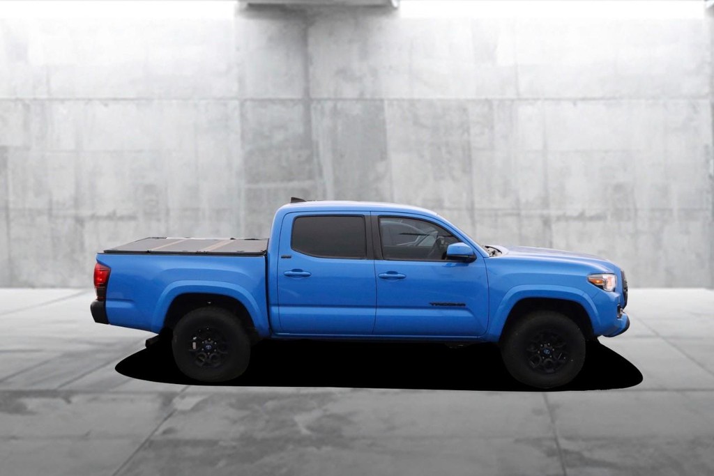Toyota Tacoma 4WD Vehicle Image 05