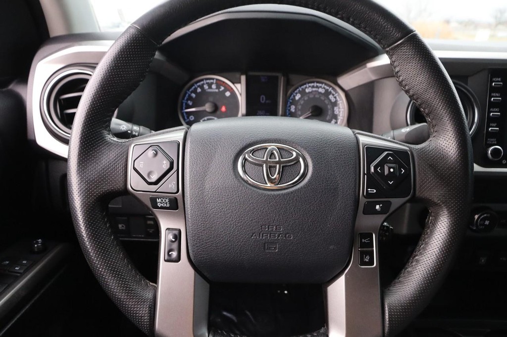 Toyota Tacoma 4WD Vehicle Image 10