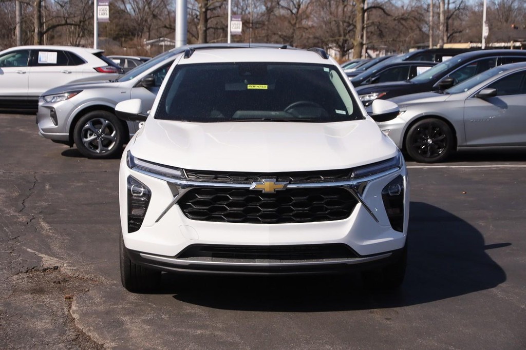 Chevrolet Trax Vehicle Full-screen Gallery Image 4