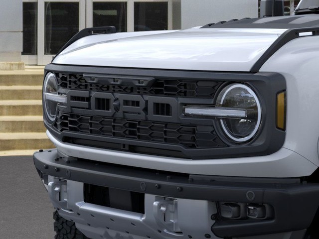 Ford Bronco Vehicle Image 19
