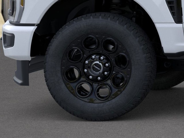 Ford Super Duty F-350 SRW Vehicle Image 19