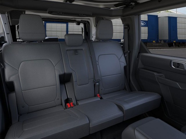 Ford Bronco Vehicle Image 11