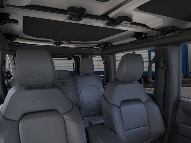 Ford Bronco Vehicle Image 12