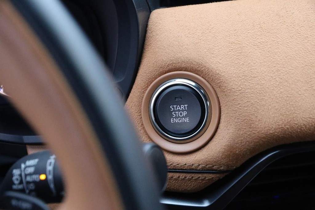 Mazda CX-90 Vehicle Image 16