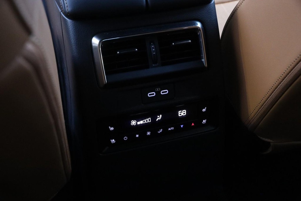 Mazda CX-90 Vehicle Image 29