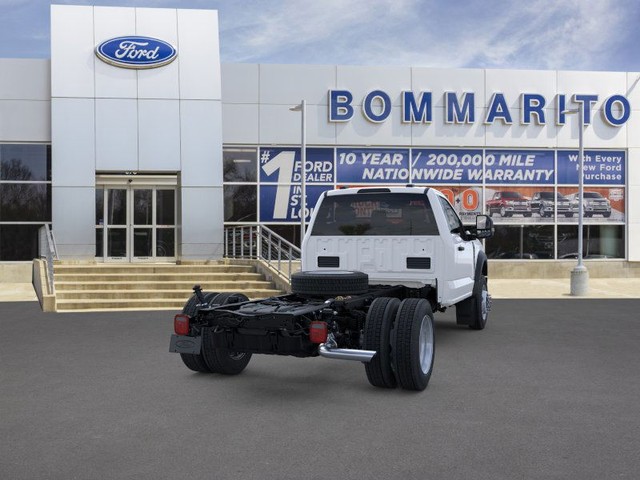 Ford Super Duty F-450 DRW Vehicle Image 08