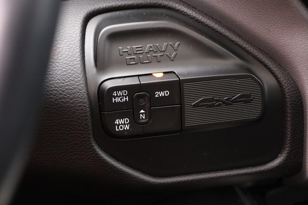 Ram 2500 Vehicle Image 17