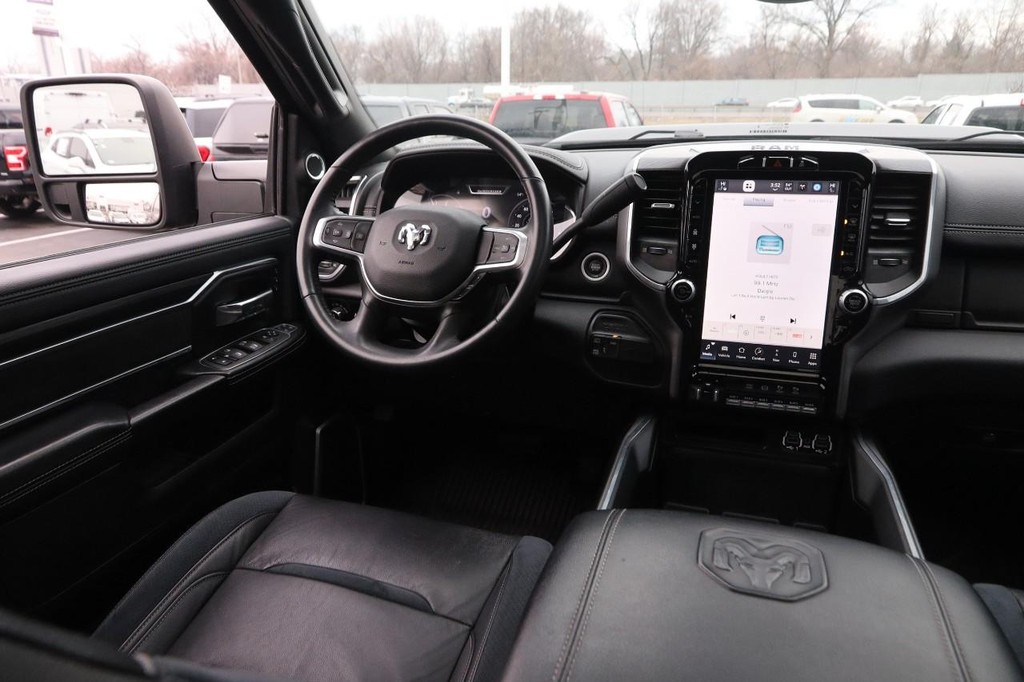 Ram 2500 Vehicle Image 24