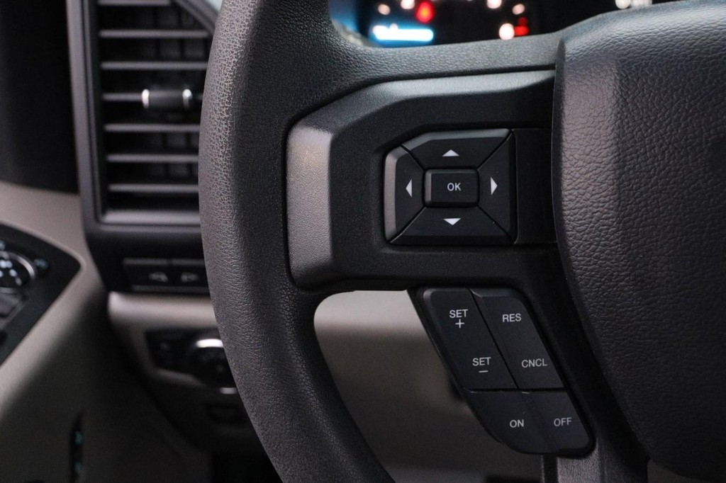 Ford F-150 Vehicle Image 11