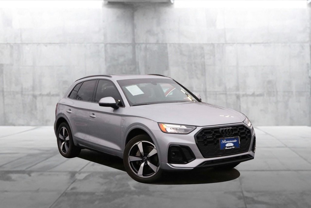 Audi Q5 Vehicle Image 02