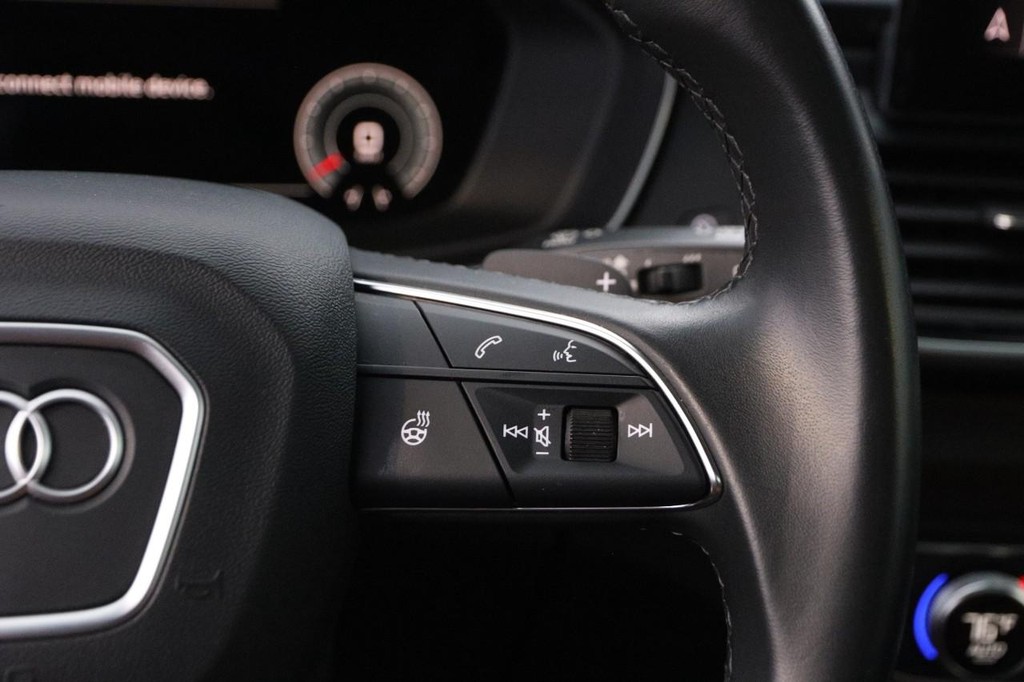 Audi Q5 Vehicle Image 14