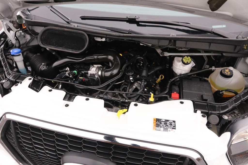 Ford Transit Passenger Wagon Vehicle Full-screen Gallery Image 23