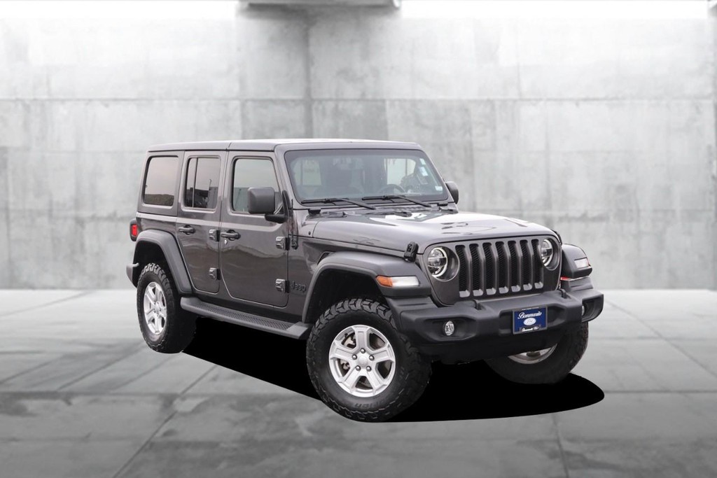 Jeep Wrangler Vehicle Image 02