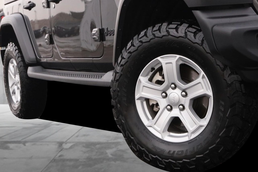 Jeep Wrangler Vehicle Image 03