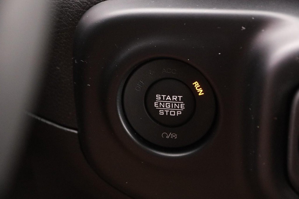 Jeep Wrangler Vehicle Image 14