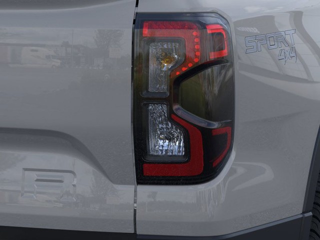 Ford Ranger Vehicle Full-screen Gallery Image 21