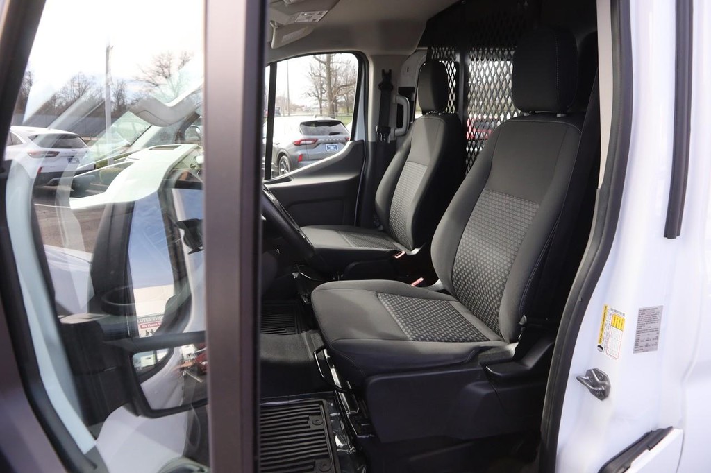 Ford Transit Cargo Van Vehicle Image 08