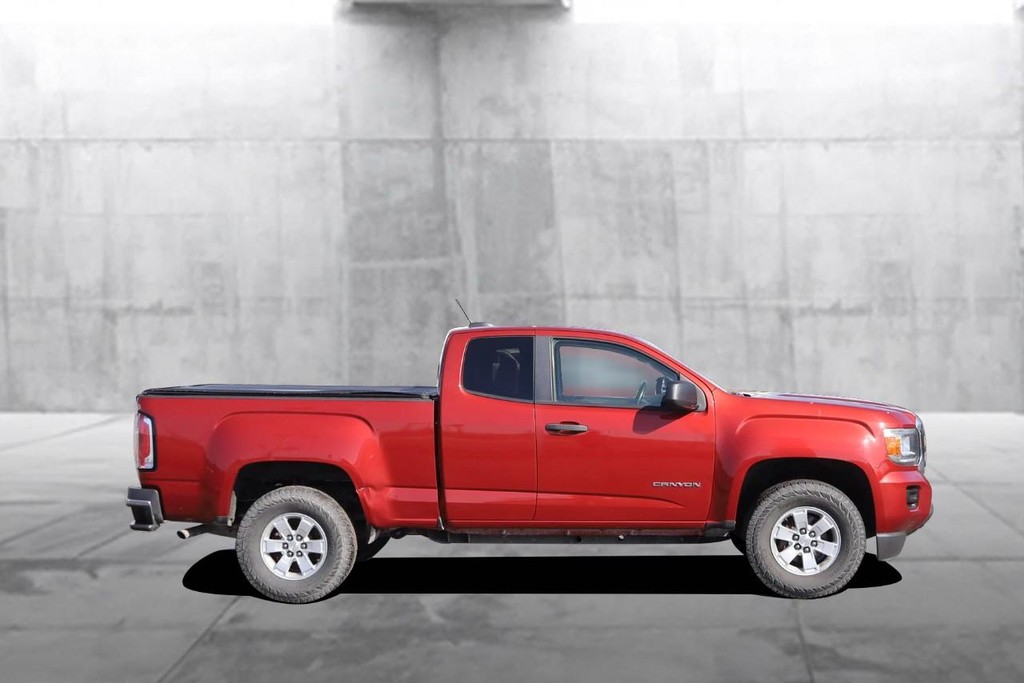 GMC Canyon Vehicle Image 05